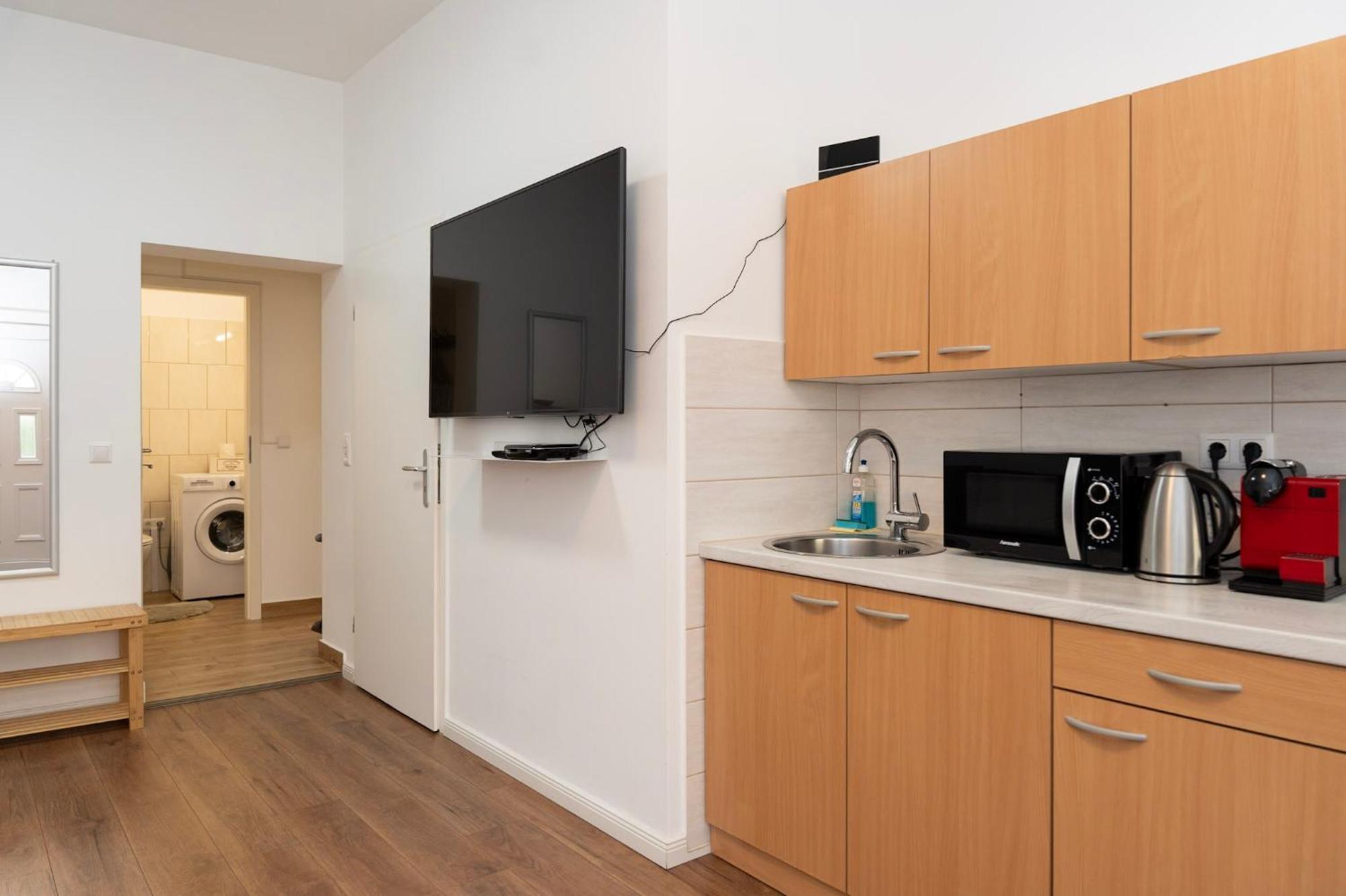Cosy Nest - Apartment By Comfort Housing Falkensee Buitenkant foto